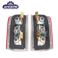 Pièces automobiles Feu arrière de voiture 26550-VC325 26555-VC325 pour Nissan Patrol 2001 2002 2003 2004 Pièces de carrosserie de feu arrière