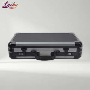 Valise de transport en aluminium avec mousse alvéolée pour outils, étui de protection rigide professionnel avec insert en mousse personnalisé - Product Image 4