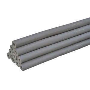 Id 1/4 "3/8" 1/2 "5/8" 7/9 "" 1 "Tubo de espuma negra flexible para tubería de aislamiento de agua