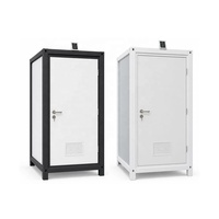 Cabine de toilette portable noire et blanche avec porte simple et grille de ventilation