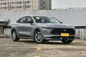 Véhicule d'occasion en promotion : <span class=keywords><strong>Ford</strong></span> <span class=keywords><strong>Mondeo</strong></span> <span class=keywords><strong>2020</strong></span> EcoBoost 200 Version Fashion, berline 4 portes, essence - Product Image 3