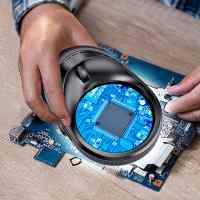Digital Handheld Screen Magnifier with 10x 30x 60x 100x Zoom 2.8 Inches Round Visual Aid Supports Recording