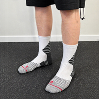 Chaussettes de compression athlétiques avec semelle amortissante et logo personnalisé pour jeunes et enfants, course à pied, entraînement en salle de sport au printemps