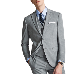 Elegante <span class=keywords><strong>Traje</strong></span> <span class=keywords><strong>Gris</strong></span> de 3 Piezas para <span class=keywords><strong>Hombre</strong></span>, Diseño Personalizado de Alta Calidad, Corte Entallado, Modelo YF022 - Product Image 1
