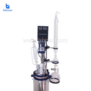 The chemical jacketed glass reactor with PTFE seal Tough the solvents guarantee a long durability - Product Image 5