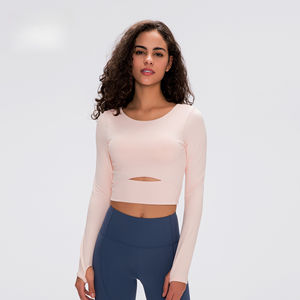 T-shirt de sport à manches longues pour femme avec coussinets de poitrine, haut de yoga court et ajusté élégant pour la course et la gym, personnalisable et offrant un maintien optimal - Product Image 3