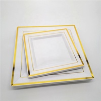 Ensemble d'assiettes carrées en plastique, 60 paquets, vaisselle de fête, Restaurant, assiette de luxe, bordure dorée, assiette carrée