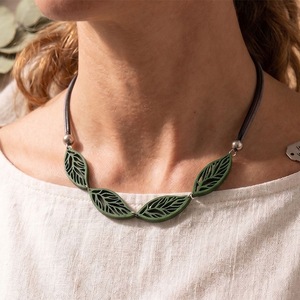 Dark Leather Cord Choker Four Hollow Cutout Green Leaf Pendant Silver Bead Women Nature Boho Neck Jewelry - Product Image 1