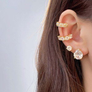 Boucles d'oreilles à clip sans perçage, en laiton plaqué rhodium, personnalisables, multicolores, rondes, entièrement pavées de zircone cubique, pour femme, vente en gros - Product Image 3