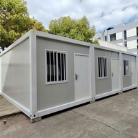 Maison conteneur pliable de luxe de 20 pieds, construction préfabriquée à assemblage rapide et personnalisable pour villas, appartements, bureaux, parcs, hôtels