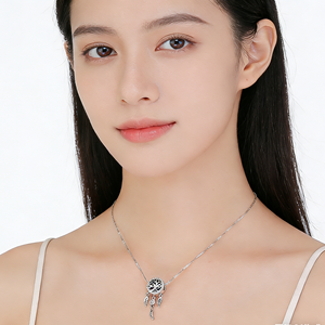 Colgante de hoja estilo bohemio chapado en plata con dije atrapasueños de circonita para mujer, regalo - Product Image 6