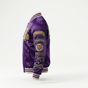 Veste de sport en satin violet personnalisée avec logo, pour homme, boutons pression brodés, col montant, coupe-vent, doublure en polaire, hiver - Product Image 3