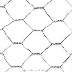 Rouleaux de <span class=keywords><strong>grillage</strong></span> en acier galvanisé hexagonal à <span class=keywords><strong>double</strong></span> torsion de calibre 8 pour clôtures de poulailler et de ferme avicole robustes - Product Image 4