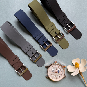 Nouveau style FKM bracelet de montre en caoutchouc à passage unique personnalisé une pièce 20mm <span class=keywords><strong>21mm</strong></span> 22mm bracelet de montre réglable confortable avec toile à voile - Product Image 1
