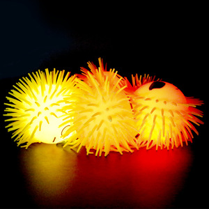 Mỉm cười Squishy khuôn mặt TPR LED ánh sáng lên nhấp nháy Đồ chơi đàn hồi phồng bóng cho trẻ em - Product Image 3