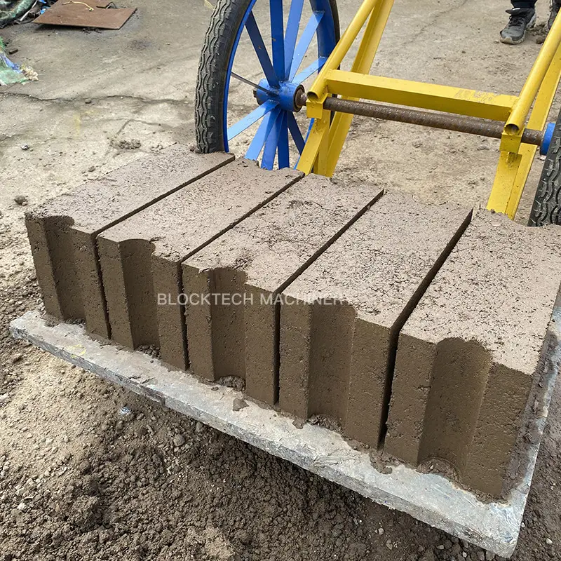 Mesin Blok Beton dengan Generator BLOCKTECH QTJ4-40 Manual Mesin Pembuat Bata Semen Harga Di India