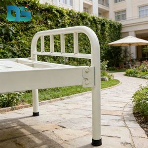 Lit médical manuel multifonctionnel réglable avec têtes et pieds fixes en fer, nouveau design, idéal pour hôpitaux et maisons de retraite - Vente chaude - Product Image 3