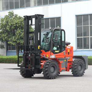 Fábrica Topsense, venta al por mayor, carretilla elevadora de 3 toneladas, carretilla elevadora todoterreno con tracción en las cuatro ruedas, carretilla elevadora diésel multifuncional para terrenos difíciles - Product Image 3