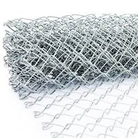 Sıcak Daldırma Galvanizli 50x50mm 60x60mm Baklava Delikli 6ft 8ft Yüksekliğinde Çiftlik İçin Zincir Örgülü Çit
