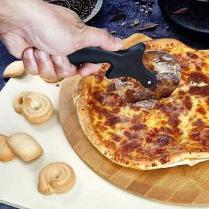 Set completo di utensili <span class=keywords><strong>per</strong></span> <span class=keywords><strong>Pizza</strong></span> <span class=keywords><strong>con</strong></span> pala di pietra <span class=keywords><strong>per</strong></span> <span class=keywords><strong>Pizza</strong></span> Cutter <span class=keywords><strong>per</strong></span> la preparazione e il servizio della <span class=keywords><strong>Pizza</strong></span> - Product Image 3