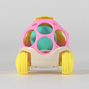 <span class=keywords><strong>Bonitos</strong></span> de <span class=keywords><strong>dibujos</strong></span> animados suave juguete de goma apaciguar mano de fricción de plástico bebé campana de coche sonajero juguete - Product Image 4