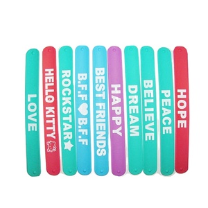 สายรัดข้อมือซิลิโคนแบบกำหนดเองสำหรับเด็ก พร้อมไม้บรรทัด - Product Image 1