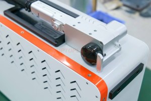 Danh Sách Mới 200W chất lượng tốt nhất xung laser nguồn làm sạch Laser nhỏ làm sạch Lazer rỉ sét và máy làm sạch sơn - Product Image 4