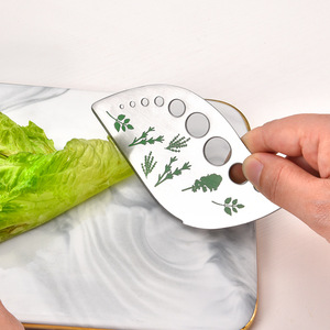 Cortador de hierbas de acero inoxidable con 9 orificios, herramienta de cocina multifuncional para separar romero, tomillo y hojas de lechuga - Product Image 1