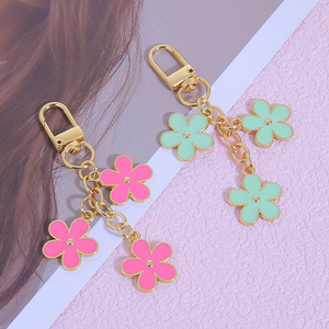 Colorful Flower Pendant Keychain - Creative DIY Alloy - Double-sided Small Flower Keychain - Earphone case Bag Accessory