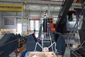 Braccio Telescopico Originale MONDE con Benna a Conchiglia - Product Image 5