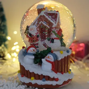 عيد الميلاد لوازم الديكور تذكارية هدية عيد الميلاد المياه بولو الحلي الاصطناعية الراتنج زجاج ثلجي يحمل بداخله الكرة الأرضية
