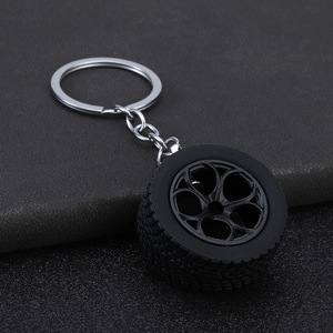 Llavero <span class=keywords><strong>de</strong></span> Llanta <span class=keywords><strong>de</strong></span> Coche - Neumático <span class=keywords><strong>de</strong></span> Goma con Diseño <span class=keywords><strong>de</strong></span> Rayos <span class=keywords><strong>de</strong></span> Aleación para Entusiastas <span class=keywords><strong>de</strong></span> Automóviles, Adornos para Bolsos y Accesorios para Llaves <span class=keywords><strong>de</strong></span> Coche - Product Image 2
