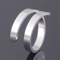 Verstellbarer kreuz öffnender Schwanz ring Edelstahl Herren-Normal ring Laser gravierte leere gravierte Ringe für Hochzeits geschenke