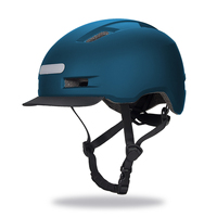 Casque de vélo portable pour hommes et femmes avec visière amovible, éclairage LED avant et arrière rechargeable par USB pour la conduite