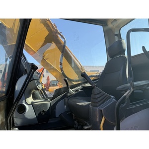 Excavatrice sur chenilles hydraulique d'occasion CAT 320D2L, poids opérationnel de 20 tonnes, excavatrice d'occasion en bon état - Product Image 4