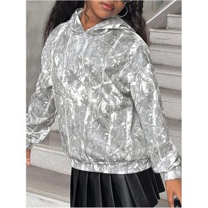 เสื้อฮู้ดดี้ลายพรางใบเมเปิ้ลสำหรับผู้หญิง ทรงโอเวอร์ไซส์ แขนยาว ผ้าถัก ระบายอากาศได้ดี - Product Image 4