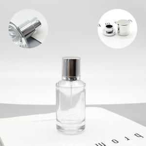 Flacons de parfum rechargeables en verre de luxe de 50 ml, style cylindrique, avec clip, vides, en gros - Product Image 3