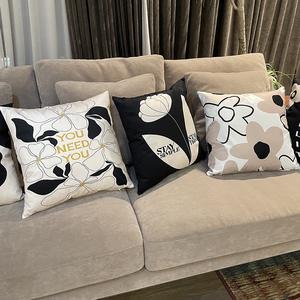 Housse de coussin élégante 45x45cm en suède jacquard moderne 200TC avec fermeture éclair, pompons, taie d'oreiller carrée, décoration de canapé, coussin non toxique - Product Image 3