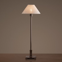 Yihao emballage personnalisé pays chambre hôtel décor lampe de Table pur cuivre lin capot chevet laiton lampe E26 ampoule Dimensions personnalisées