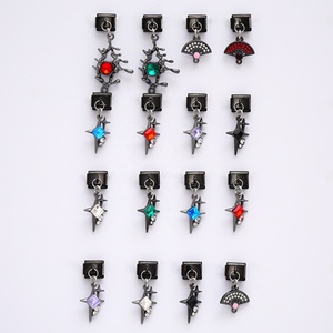 Tendances et designs : Breloques punk italiennes en acier inoxydable, étoiles noires, pendentifs italiens, bracelets à breloques, bijoux - Product Image 1