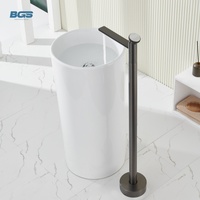 Robinet de douche pour baignoire à poignée unique en laiton haut de gamme, style contemporain, avec noyau de valve en céramique poli et jet doux