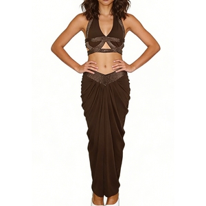 Ensemble de soirée 2 pièces marron pour femme : haut dos nu et jupe longue froncée à paillettes – Tendance - Product Image 5