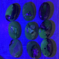 Cristal fluorescent UV poli de pierre de palmier d'agate volcanique naturelle de qualité supérieure pour la guérison Reiki Feng Shui et la décoration intérieure