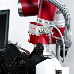 Robot collaboratif léger à 6 axes JAKA Zu3, fonctionnement de niveau bureau, corps compact et léger, conception de joint intégré - Product Image 1