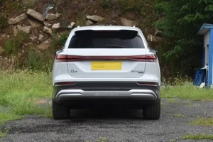 A/<span class=keywords><strong>U</strong></span>/<span class=keywords><strong>D</strong></span>/I Q5 <span class=keywords><strong>E</strong></span>-TRON 2024 Blanco, Auto Eléctrico, Vehículo de Nueva Energía de Largo Alcance, 7 Asientos, Auto Usado, Auto Eléctrico de Alta Velocidad en Popularidad - Product Image 6