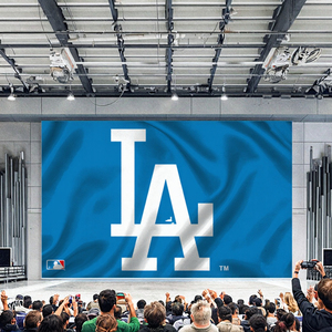 Entrega Rápida, Banderas Personalizadas de Poliéster Impresas Digitalmente de 3'x5' con el Logotipo de <span class=keywords><strong>los</strong></span> Dodgers de <span class=keywords><strong>Los</strong></span> Ángeles de la MLB para Eventos Deportivos - Product Image 2