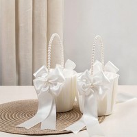 Keranjang Pengiring Pengantin untuk Pernikahan, Keranjang Genggam Putih dengan Pita untuk Upacara dan Dekorasi Meja Pesta Pengantin