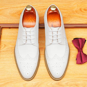 Zapatos Oxford de Cuero de Lujo para Hombre, Hechos a Mano, Cómodos y Elegantes, Aptos para Usar en Estilos Casuales y Formales - Product Image 4
