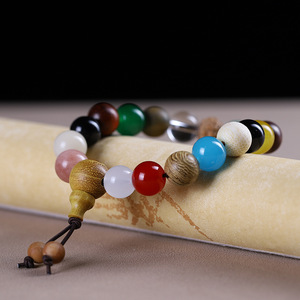 سوار من حجر البودي الطبيعي ذو ثمانية عشر بذرة من نوع كينج كونج، مناسب للجنسين. - Product Image 3