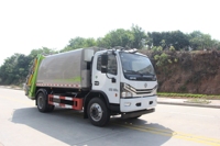 Camion à ordures compacteur poids lourd Dongfeng 4x2 Euro6 avec bus CAN et contrôle automatique, prévention des fuites d'eaux usées